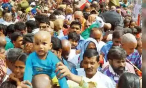 Tirumala : క్యూలైన్ ఈరోజు ఎంత పొడవు ఉందంటే?