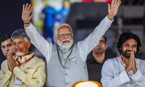 బెజవాడలో మోదీ పర్యటనలో భద్రతా వైఫల్యం.. హోంశాఖ సీరియస్