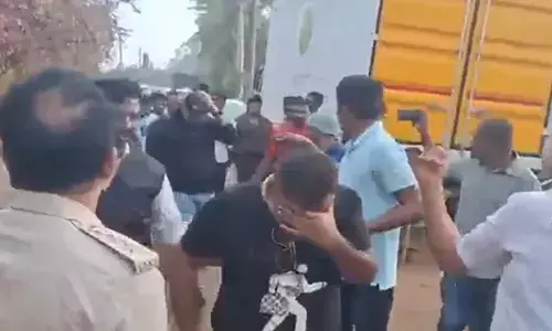 Breaking : రేవ్ పార్టీపై స్పీడ్ పెంచిన బెంగళూరు పోలీసులు.. మరికొందరు పోలీసులు అదుపులో