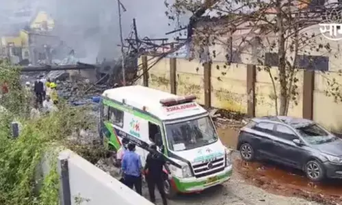 Big Breaking : ఛత్తీస్ గడ్ లో భారీ పేలుడు.. 17 మంది మృతి