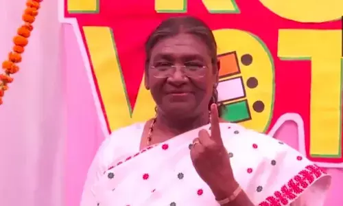 ఢిల్లీలో ఓటేసిన రాష్ట్రపతి