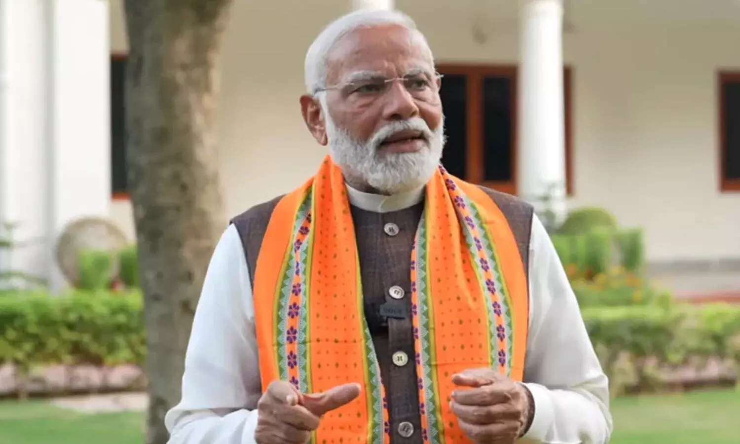 మళ్లీ ముందంజలో ప్రధాని మోదీ