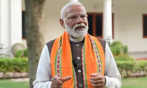 మళ్లీ ముందంజలో ప్రధాని మోదీ