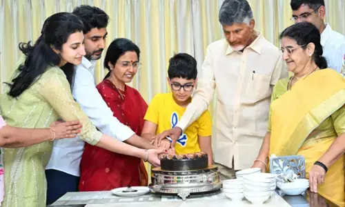 Chandrababu : పార్టీ కేంద్ర కార్యాలయానికి వచ్చిన చంద్రబాబు