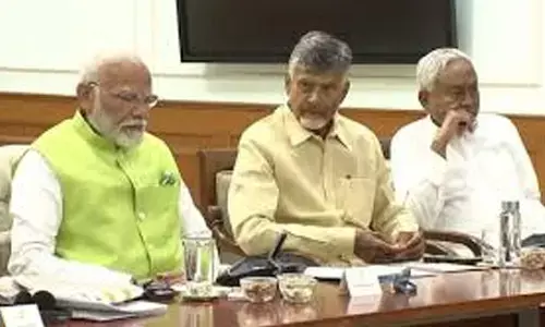 రేపు మరోసారి ఢిల్లీకి చంద్రబాబు, పవన్