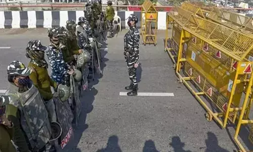 Delhi : ఢిల్లీలో భారీ భద్రత .. మొహరించిన పారామిలటరీ బలగాలు