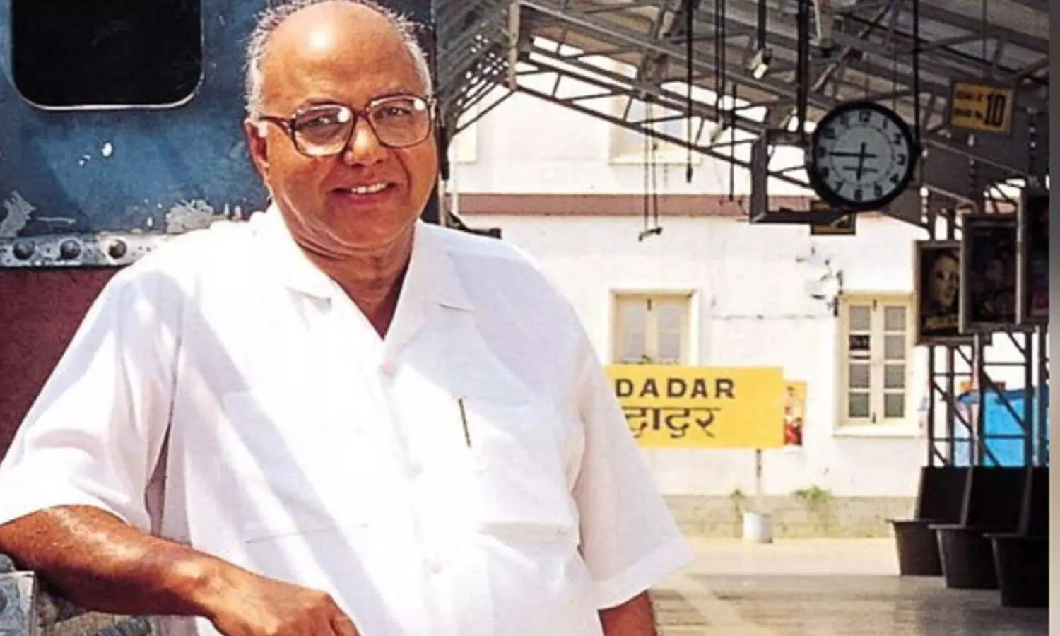 Ramoji Rao : రామోజీ పార్ధీవదేహాన్ని మోసిన చంద్రబాబు