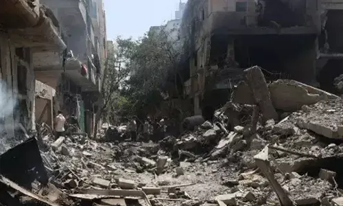 నలుగురి కోసం.. 274 మంది బలి.. ఇదెక్కడి చిత్రంరా బాబూ