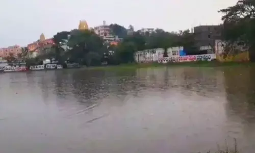 భద్రాద్రి రామాలయం చుట్టూ వరద నీరు