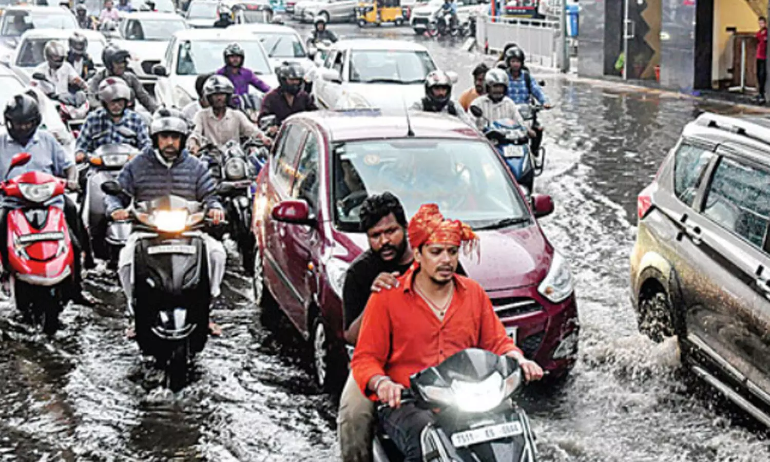 ‌‌Hyderabad :  హైదరాబాదీలకు హెచ్చరిక.. సాయంత్రం త్వరగా ఇల్లు చేరితే క్షేమం