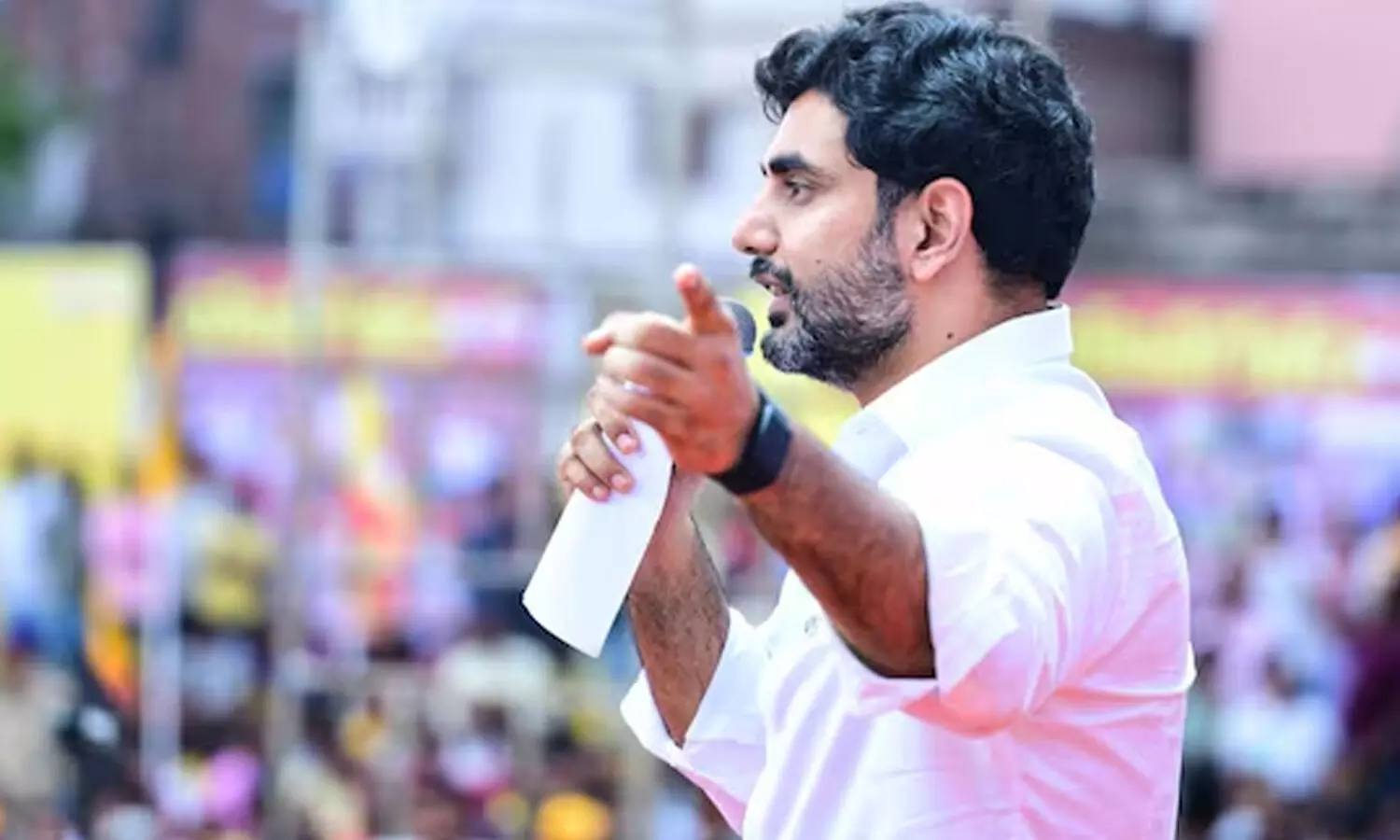 ‍‍‍Nara Lokesh  : వైసీపీ కార్యాలయాలకు నోటీసులపై లోకేష్ ఫస్ట్ రియాక్షన్