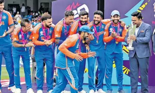 బార్బడోస్ లోనే  టీమిండియా జట్టు