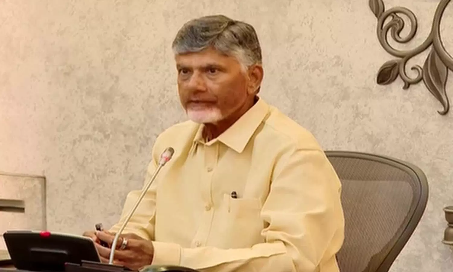 chandrababu naidu, chief minister, shedule, reviews, chandrababu naidu will conduct a review of various departments today, Ap cm latest news today telugu, tdp latest news