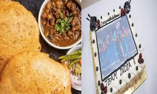 బ్రేక్‌ఫాస్ట్ అదిరిపోయిందిగా.. రుచికరమైన డిషెస్ అందించిన హోటల్ యాజమాన్యం