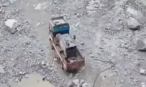 Accident: ఏపీలో క్వారీ ప్రమాదం.. ముగ్గురు మృతి!!