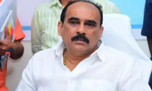 balineni srinivasulu reddy, former minister, pawan kalyan,  janasena chief,  balineni srinivasulu reddy met janasena chief pawan kalyan, updates on balineni srinivasulu reddy joining in janasena, top political news in ap, top stories in ap