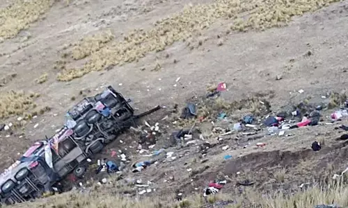 road accident, twenty-six people died, peru, valley