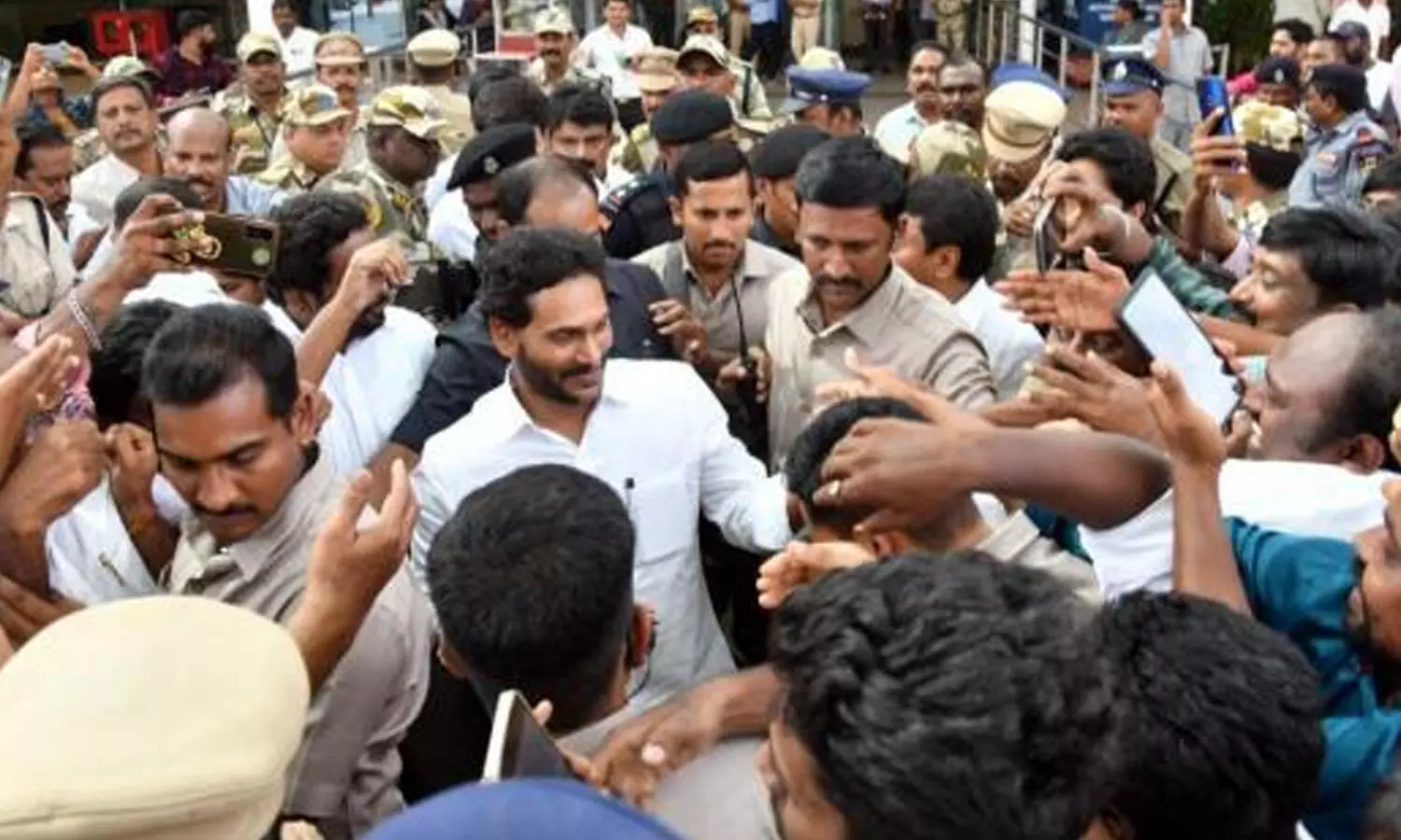 Ys Jagan : నేడు వినుకొండకు జగన్