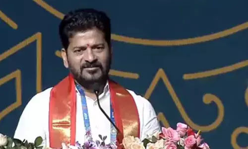 Revanth Reddy : కమ్మవారు ఎక్కడున్నా సులువుగా గుర్తించవచ్చు
