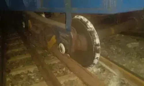 Nellore, TrainAccident, VijayawadaTrains