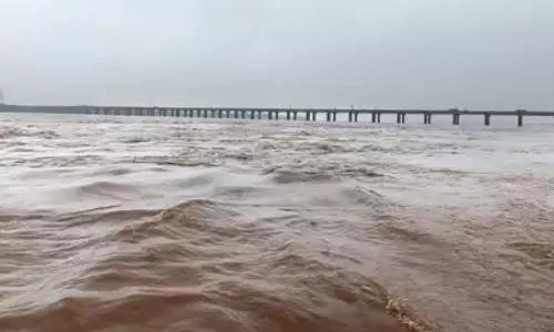 flood water, krishna, godavari, andhra pradesh