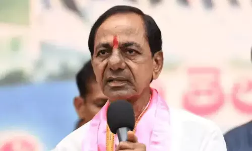 kcr, former chief minister,  fallen ill once again, erravelli farmhouse