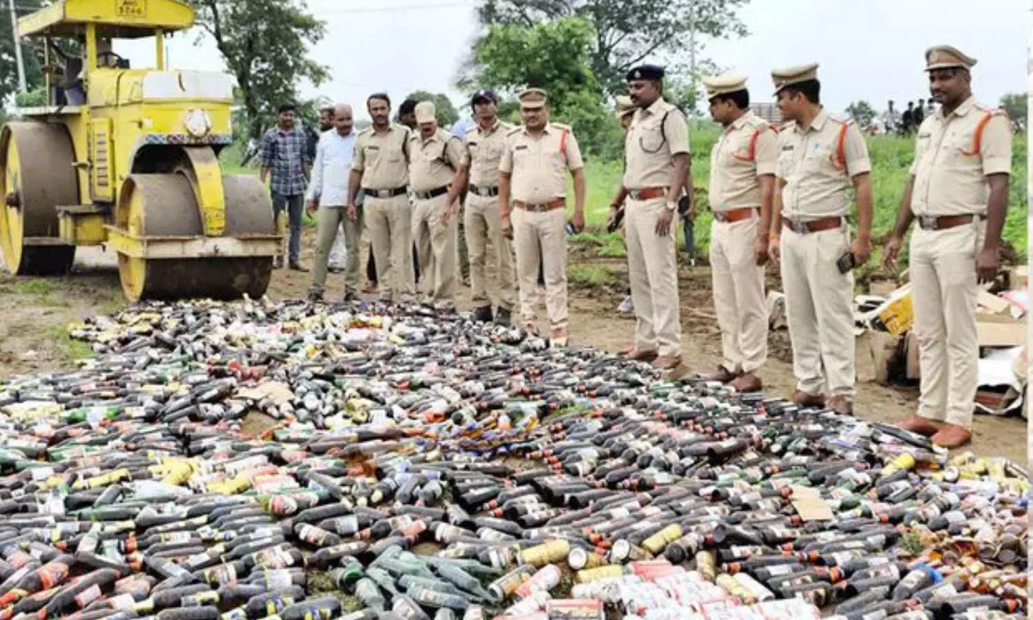 Liquor Destroy: ఆ దృశ్యం చూసి మందుబాబుల హృదయాలు ద్రవించిపోయాయి