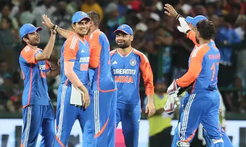 INDvsSL: టీమిండియాను టెన్షన్ పెట్టిన లంక.. బౌలింగ్ లో పస లేనట్లేనా?