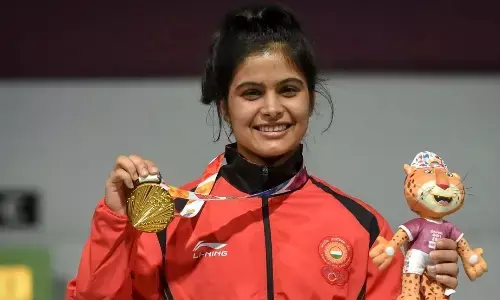 Manu Bhaker: భారత్ కు తొలి పతకం.. కాంస్యం సొంతం
