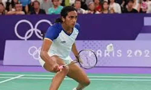 Olympics : పతకం లేకుండానే వెనుదిరిగి పీవీ సింధూ