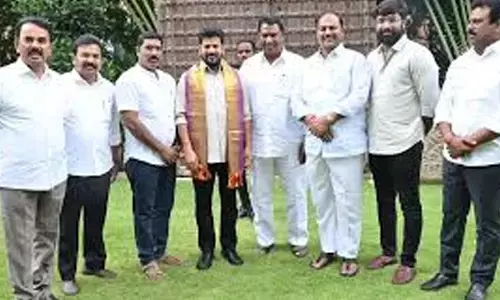 సీఎం ఇంటికి గద్వాల్ ఎమ్మెల్యే బండ్ల కృష్ణమోహన్ రెడ్డి