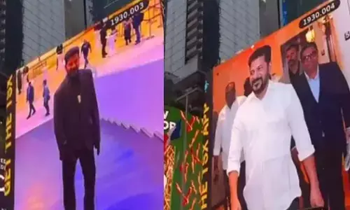 న్యూయార్క్ టైమ్ స్క్కేర్ స్ట్రీట్ లో రేవంత్ ఫొటోలు