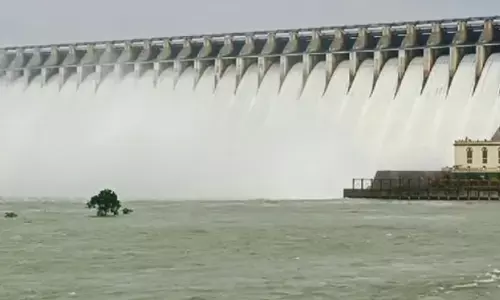 18 gates,  lifted, released water,  nagarjuna sagar