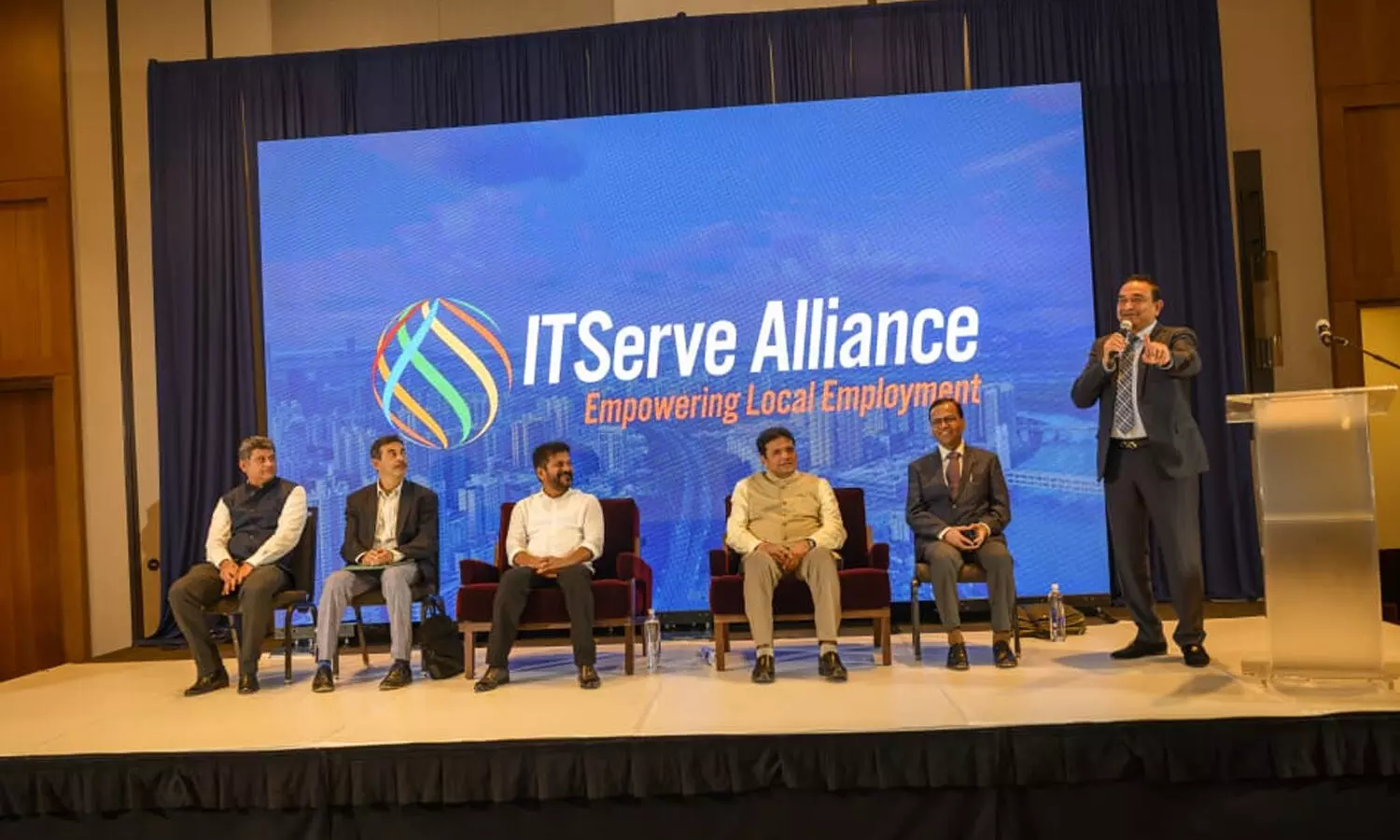 revanth reddy, telangana cm vists america, telangana as future state