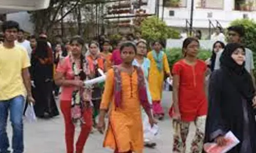 good news for volunteers AP, kollu ravindra minister