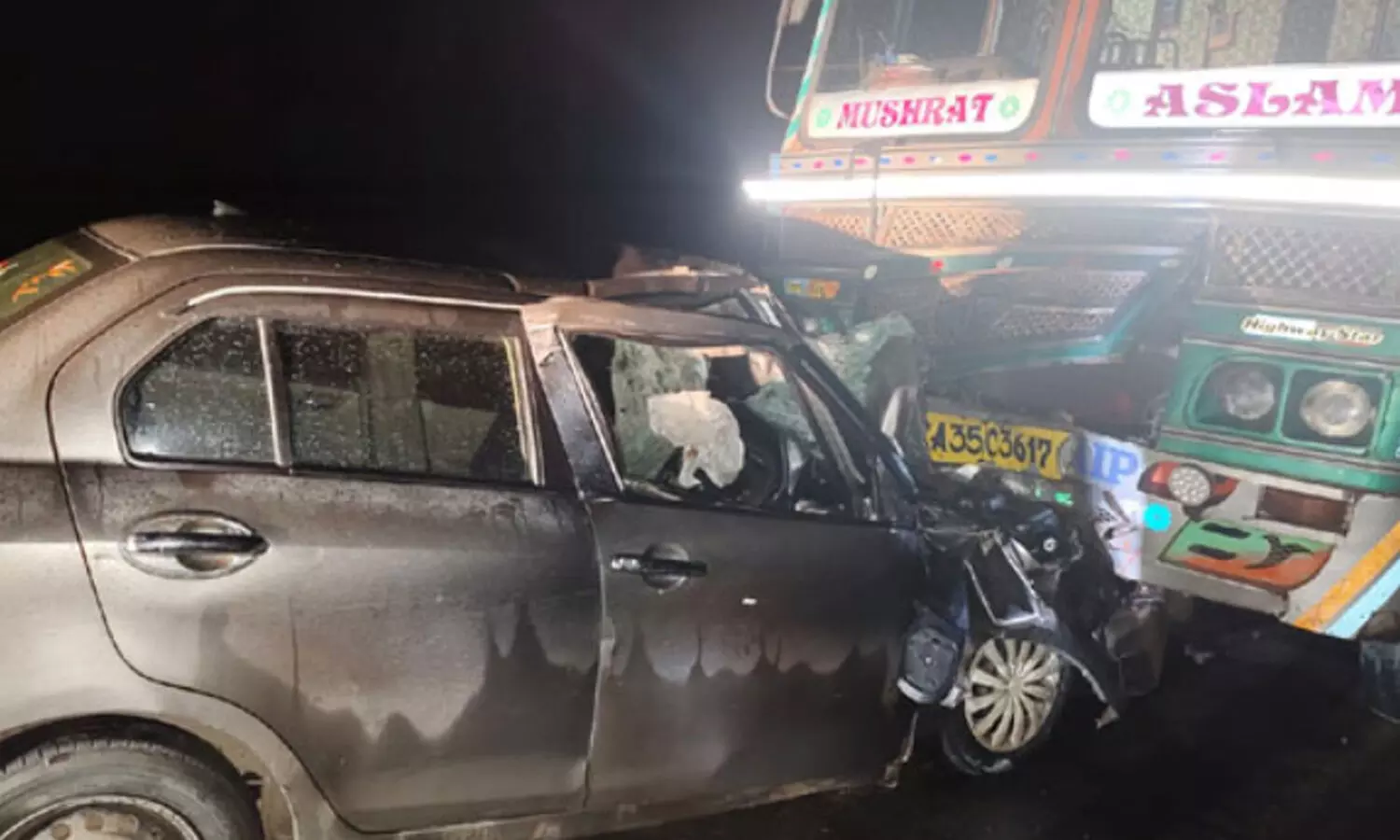 road accident, three people died, tadipatri constituency, anantapur district