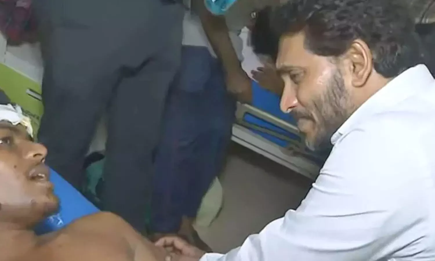 ys jagan visits pharma company,  ycp chief , victims, anakapalli