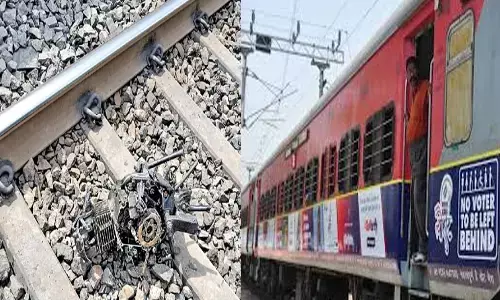 kerala express,  accident, missed, khammam district