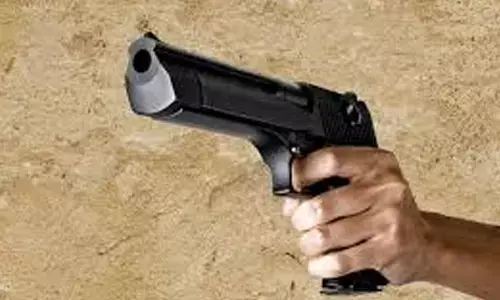 shootout in  bandlaguda today,   hyderabad police, police running wild in bandlaguda  today, latest hyderabad news today