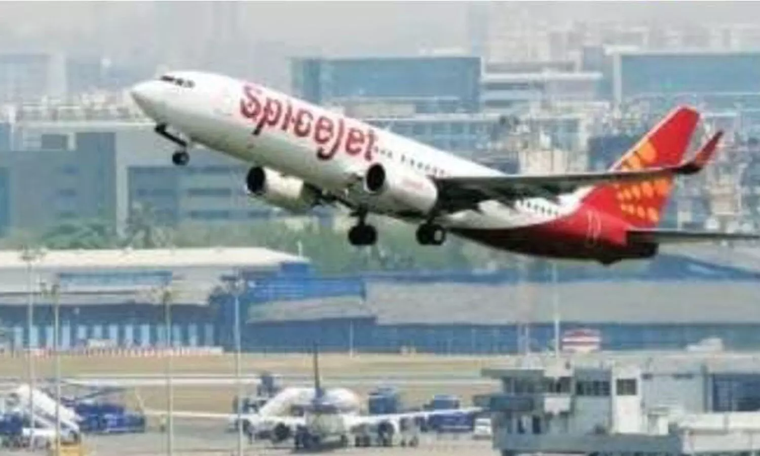spice jet, crucial decision, salaries,  three months