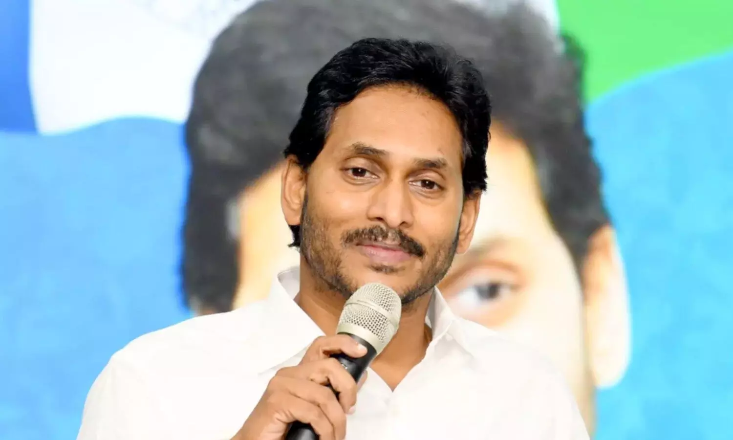 ys jagan, ycp chief, vistit, tirumala, ys jagan will go to tirumala today, ys jagan tirumala on friday night and visit venkateswara swamy on saturday