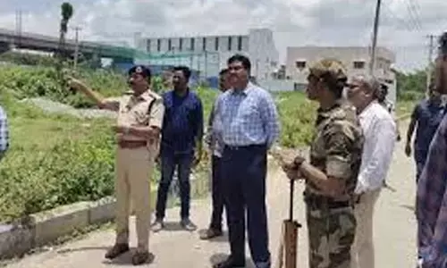 హైడ్రా యాక్షన్.. ఆరుగురు అధికారులపై కేసు