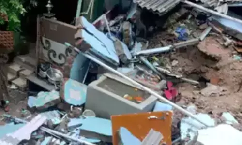 death toll, landslide, four people died,  vijayawada