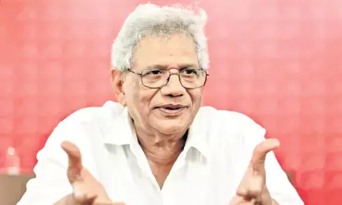 విషమంగా సీతారాం ఏచూరి ఆరోగ్యం