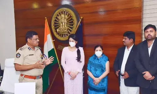 కాదంబరి జెత్వానీపై వేధింపులు.. ఏ సెక్షన్ల కింద కేసు నమోదు చేశారంటే?