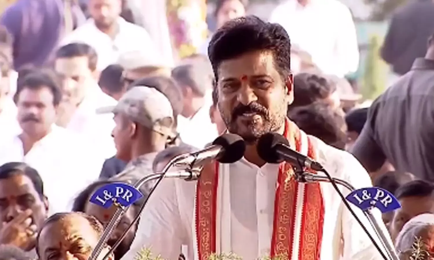 revanth reddy, chief minister, launch, family digital cards,  revanth reddy will launch the pilot program of family digital cards today, latest updates in telangana, family digital cards launch today in Telangana,  family digital cards latest news update today