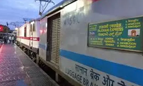 highest revenue,  railways, hazrat nizamuddin-bengaluru express, last year
