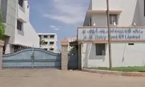 tirumala laddoos,  raids,  AR dairy, tamil nadu government