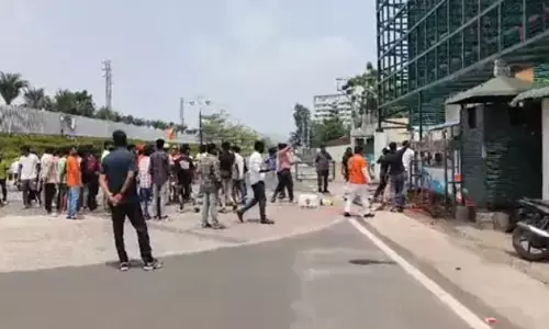 tension,  ys jagans residence, tadepalli,  bjym