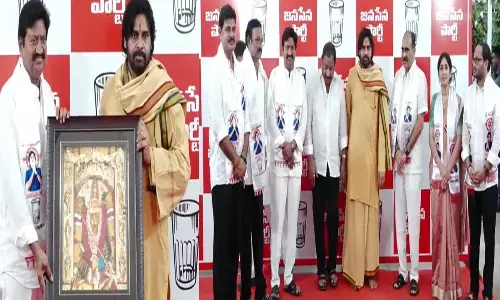 pawa kalyan, balineni srinivasulureddy, udayabhanu, kilaru rosaiah, leaders from ycp joined the janasena party today, ysrcp latest news today,ap political newstoday telugu, Top news today in Ap